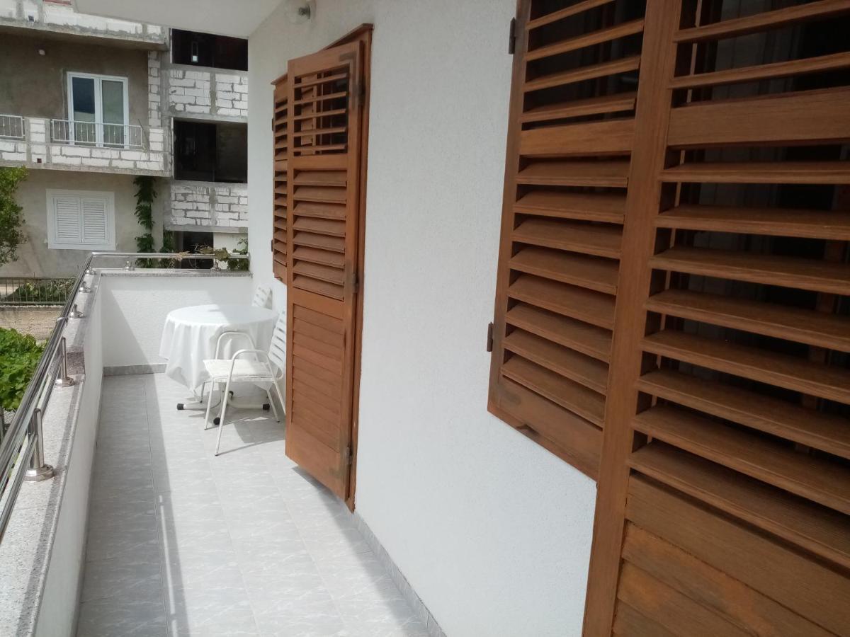Apartments Iva Baška Voda Dış mekan fotoğraf