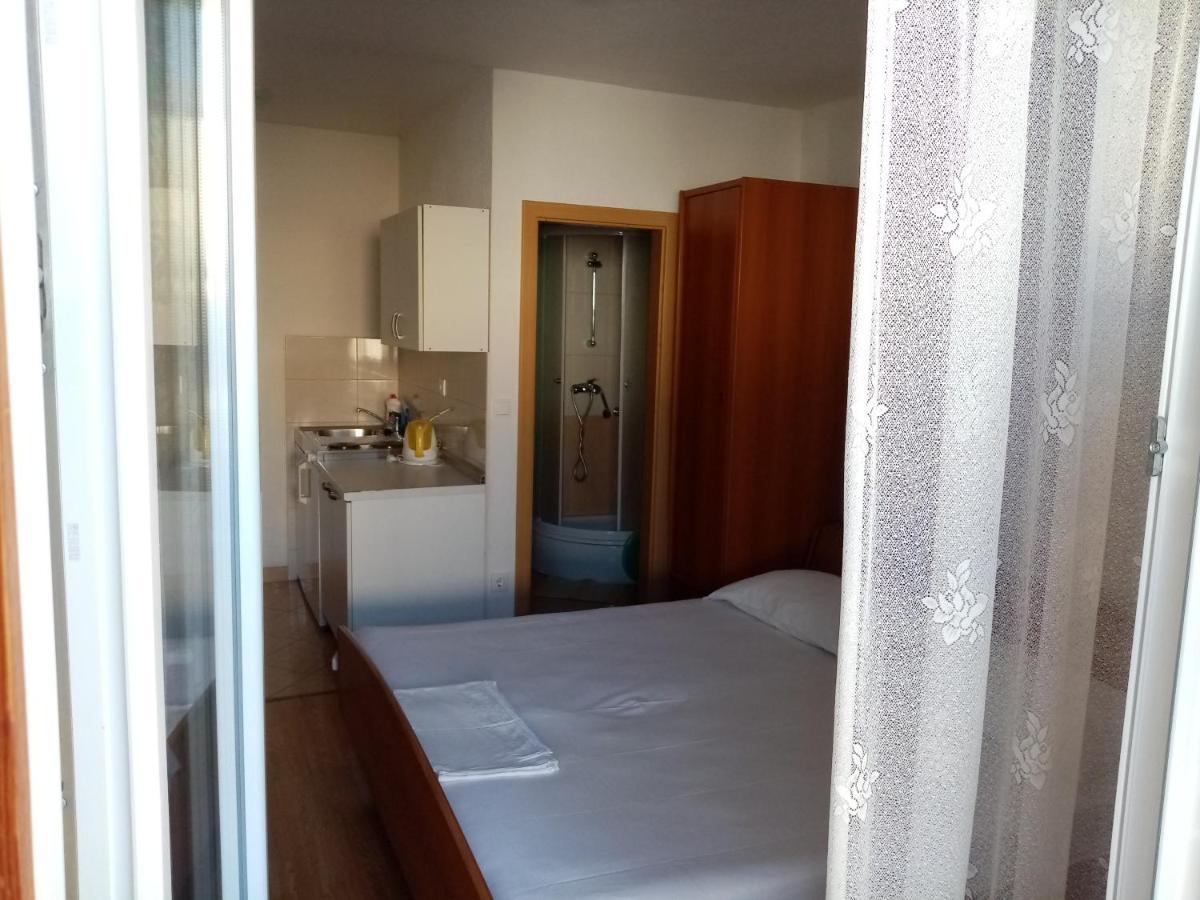 Apartments Iva Baška Voda Dış mekan fotoğraf
