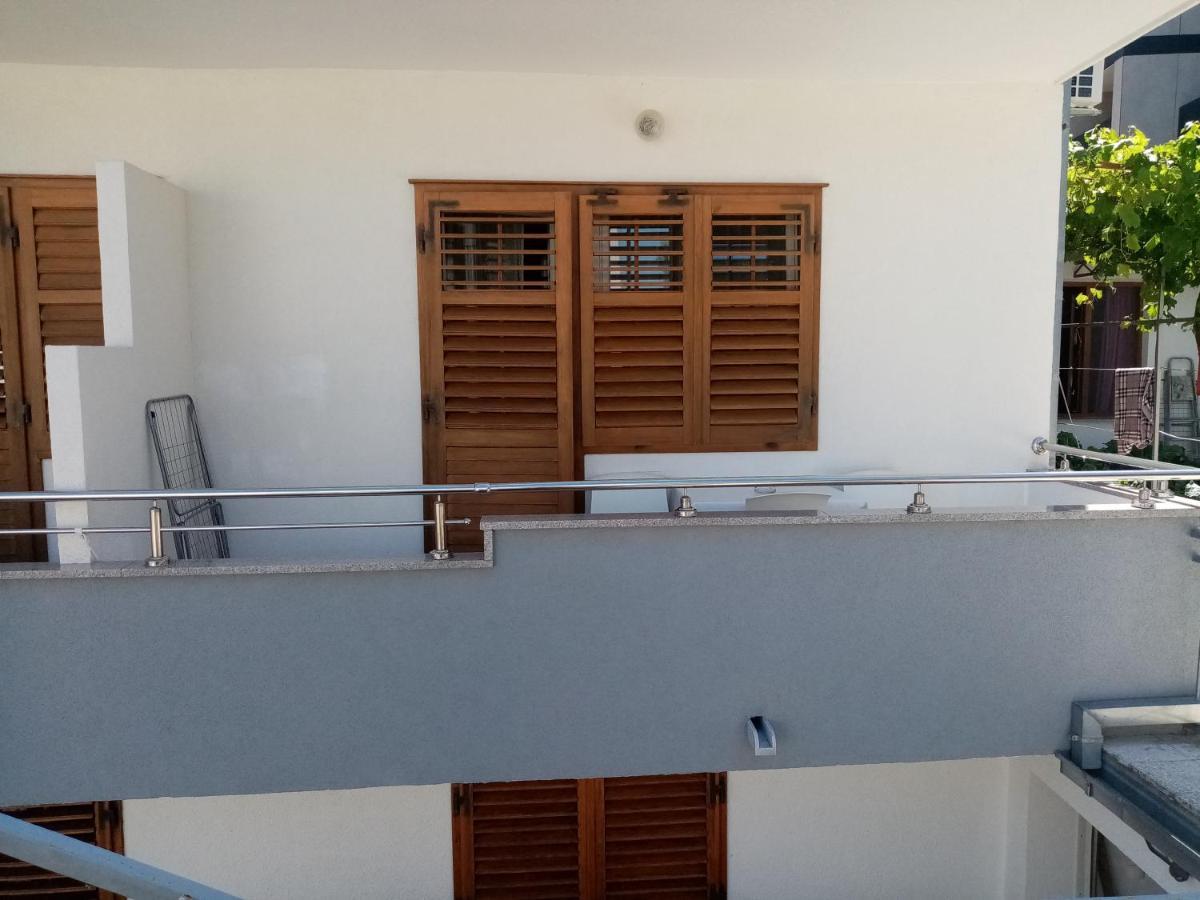 Apartments Iva Baška Voda Dış mekan fotoğraf