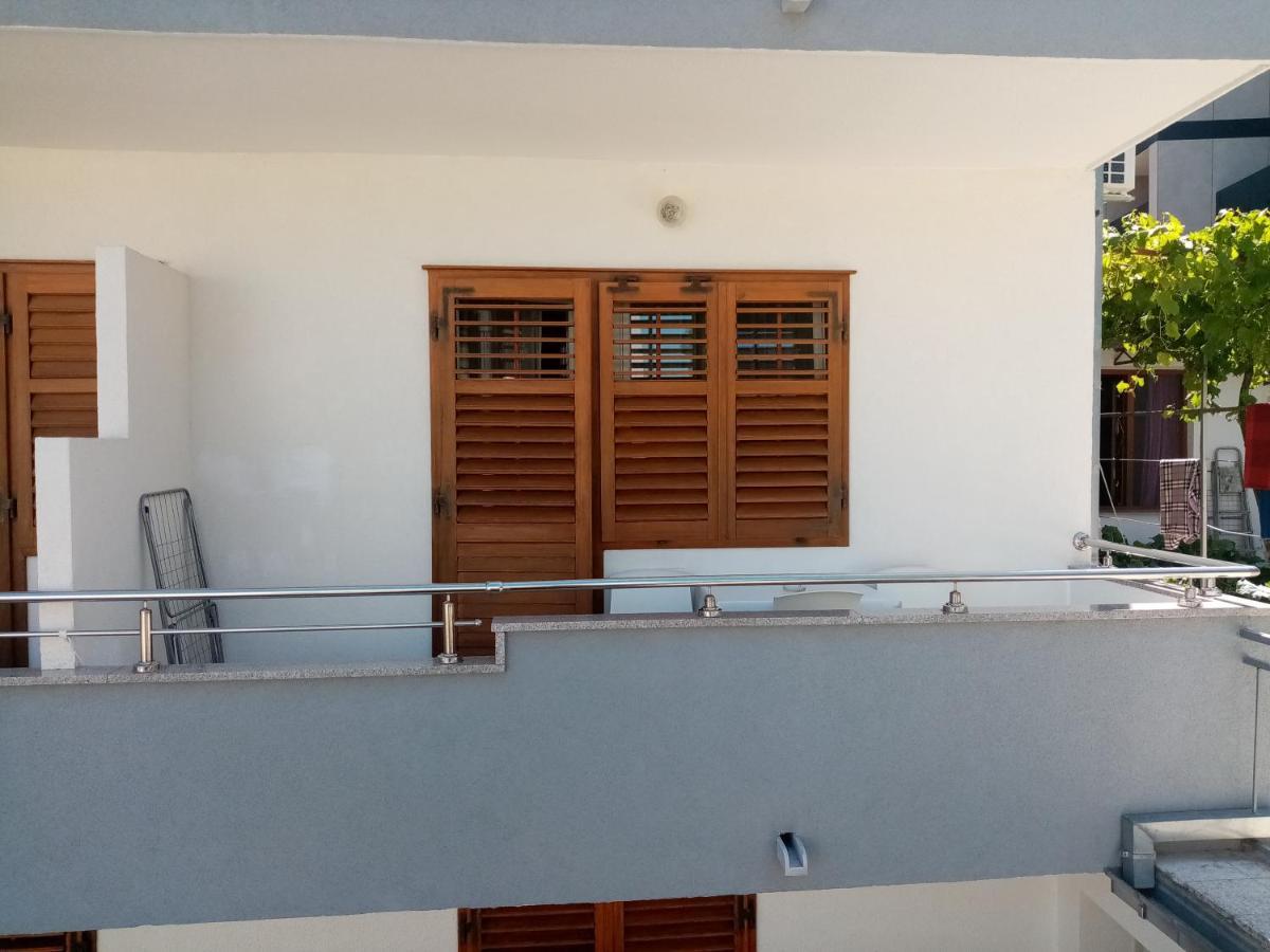 Apartments Iva Baška Voda Dış mekan fotoğraf